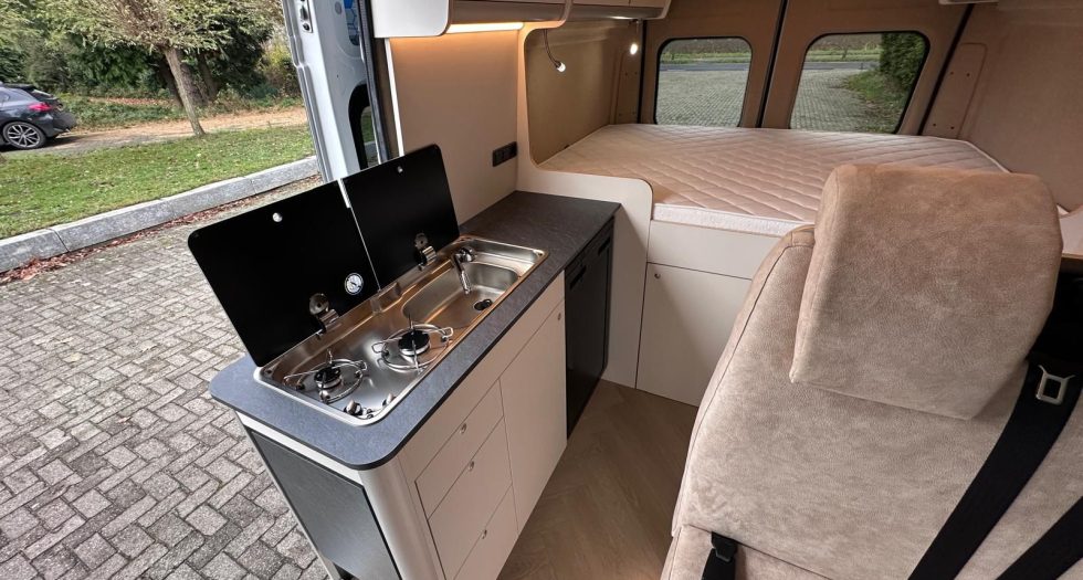 WhatsApp Image 2025-12-18 at 17.01.13